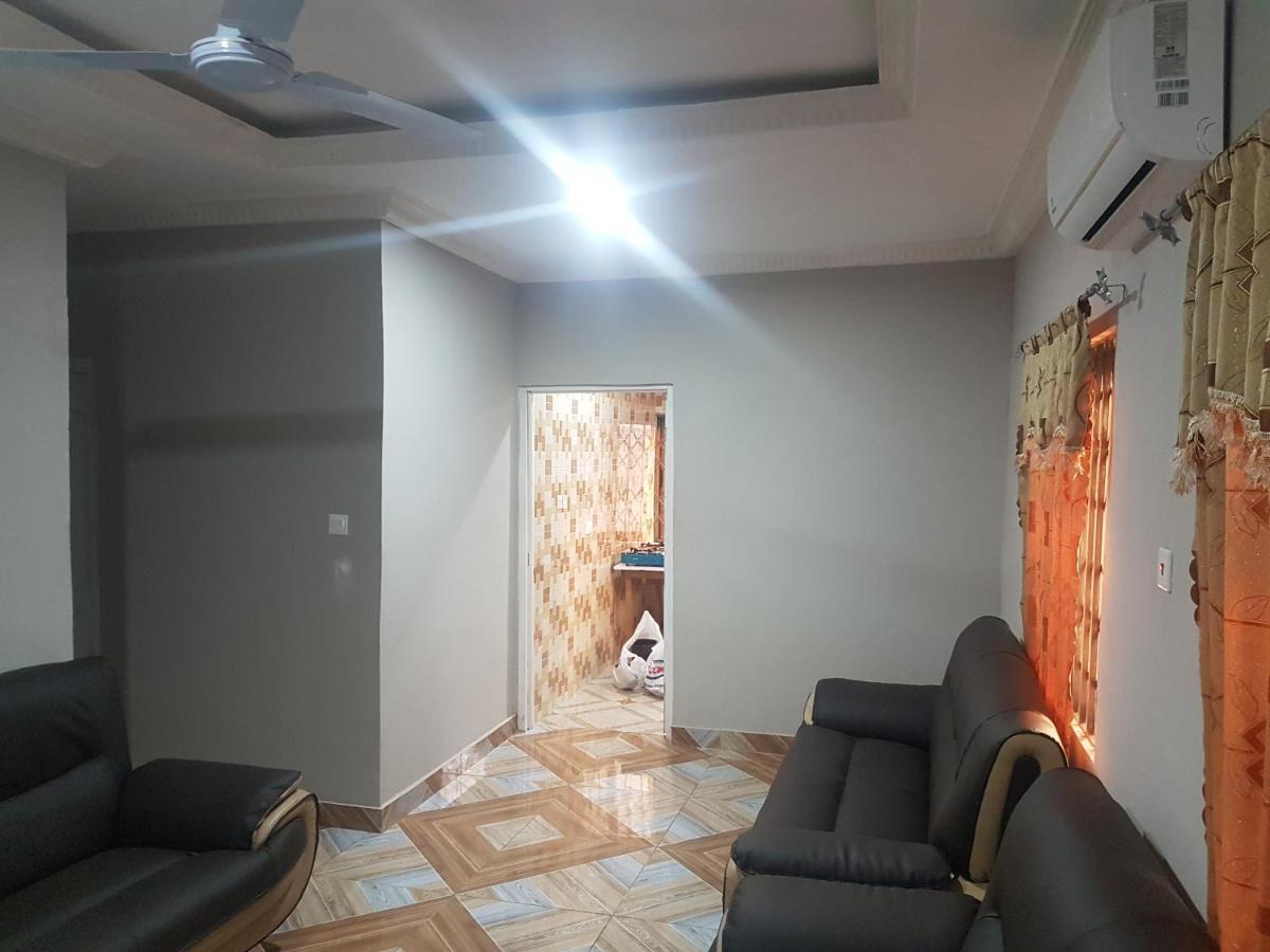 Private Executive Apartments Damba Exterior photo